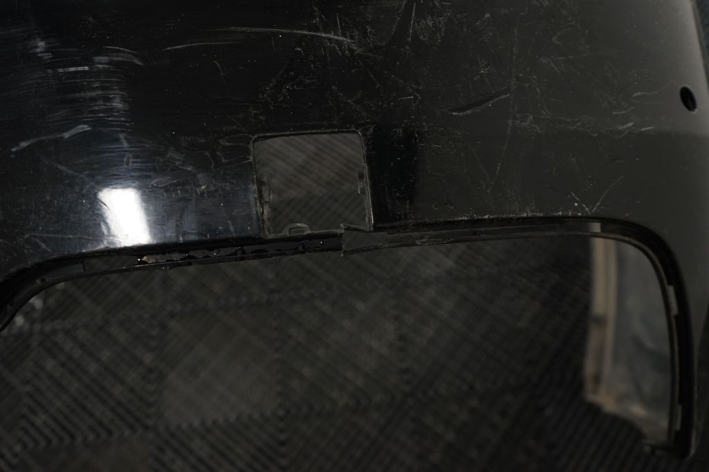 Gearbox mounting bracket (9)