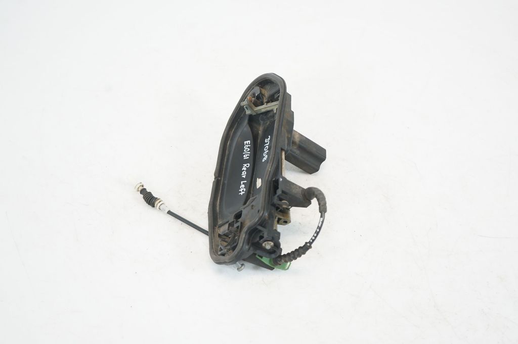 Rear door exterior handle (2)