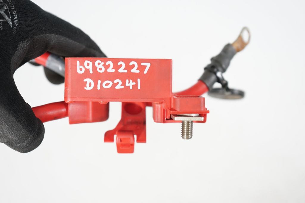 Positive cable (battery) (9)