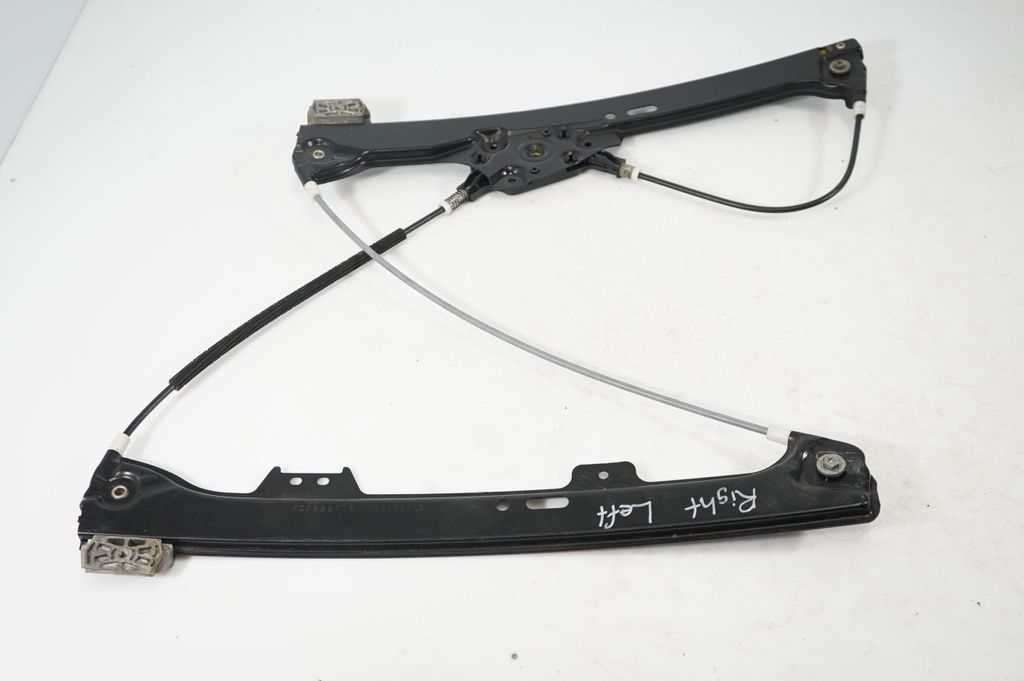 Front door window regulator with motor (5)