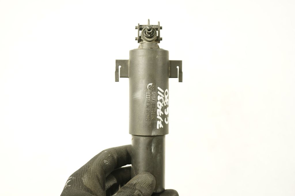 Headlight washer spray nozzle (6)