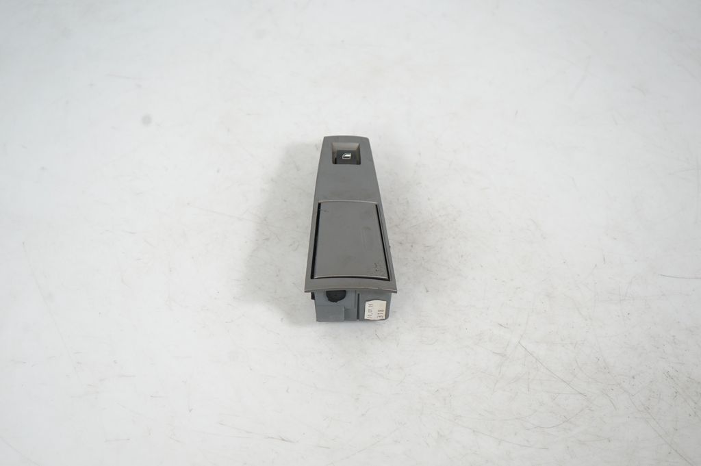 Electric window control switch (4)