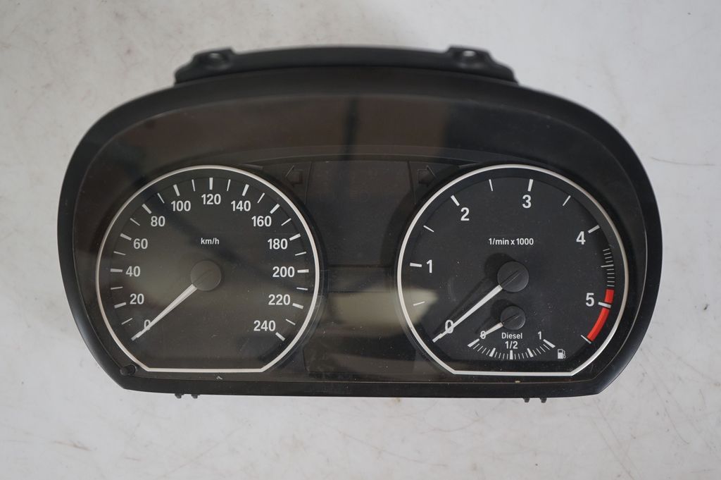 Speedometer (instrument cluster) (6)