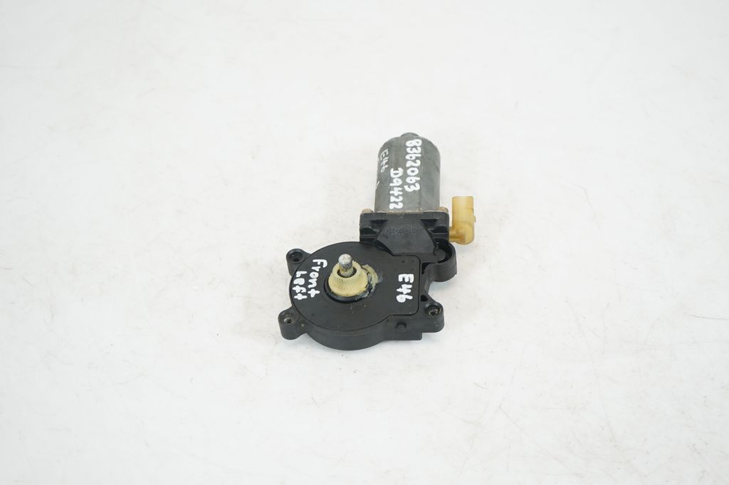 Front door window regulator motor (2)