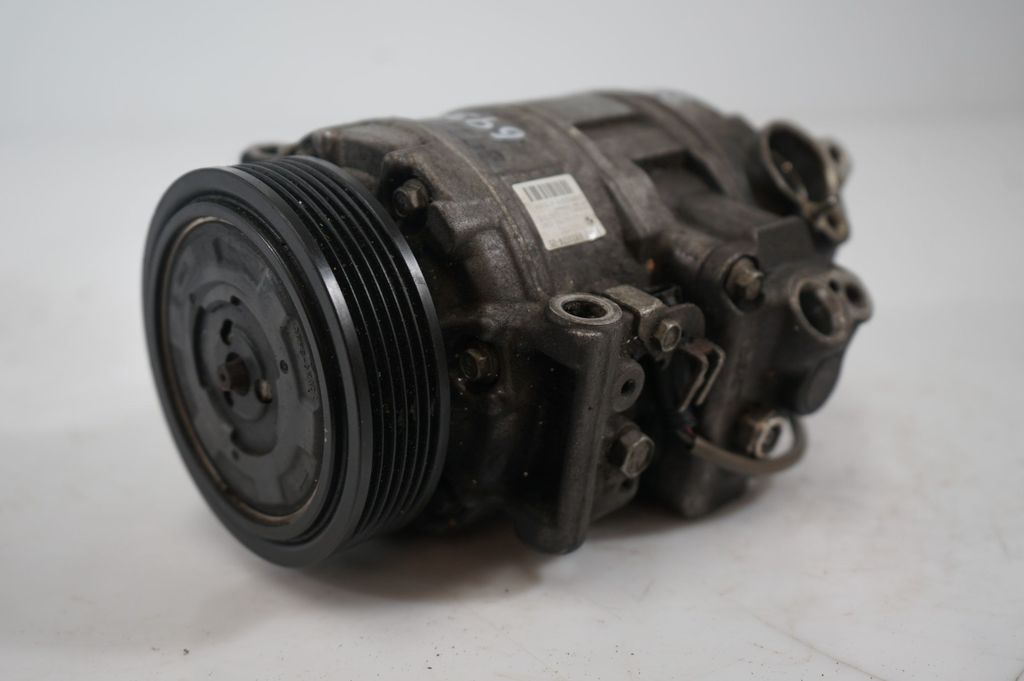 Air conditioning (A/C) compressor (pump) (7)