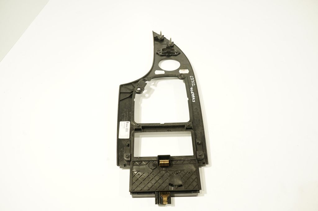 Gear shifter surround trim plastic (7)