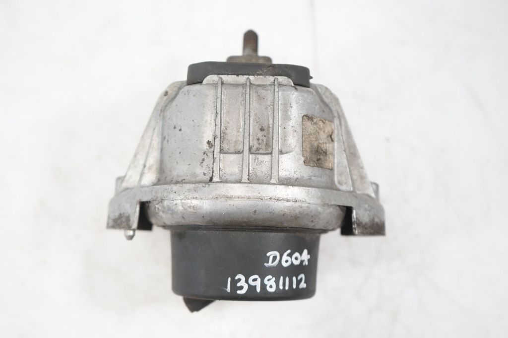 Engine mount bracket (8)