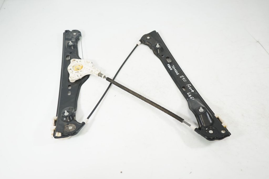 Front door window regulator with motor (2)