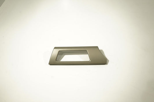 Dashboard glove box trim