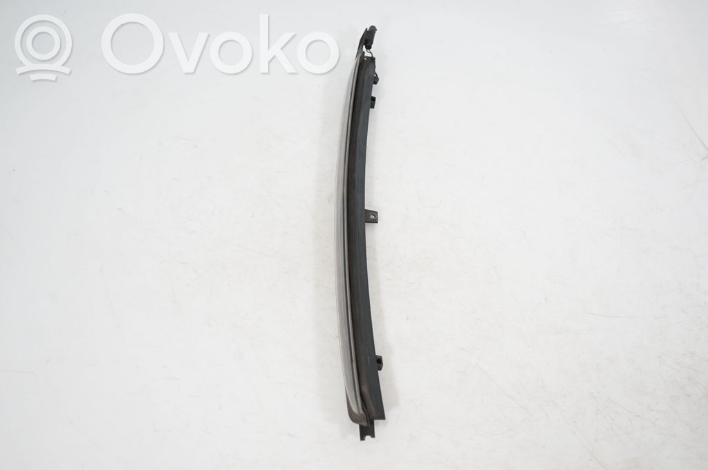 Third/center stoplight (2)