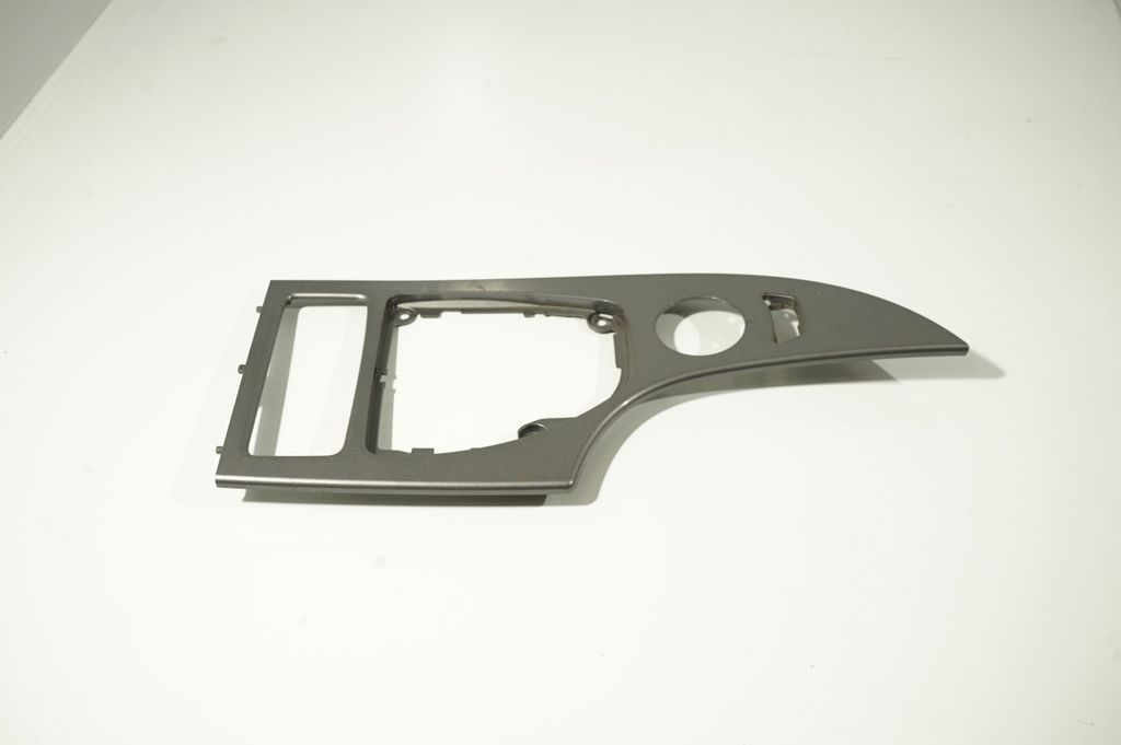 Gear shifter surround trim plastic (2)