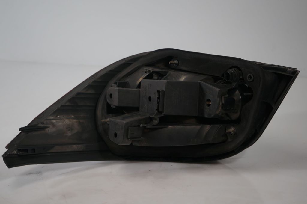 Rear/tail lights (6)