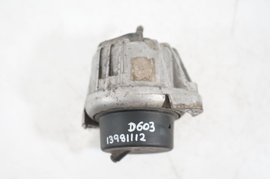 Engine mount bracket (8)