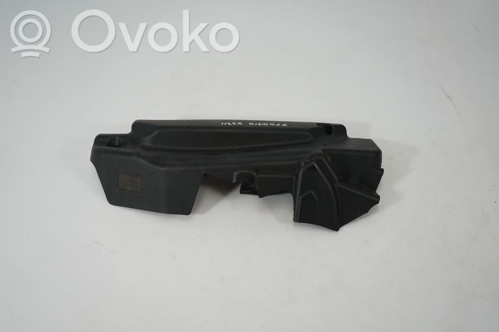 Engine cover (trim) (3)