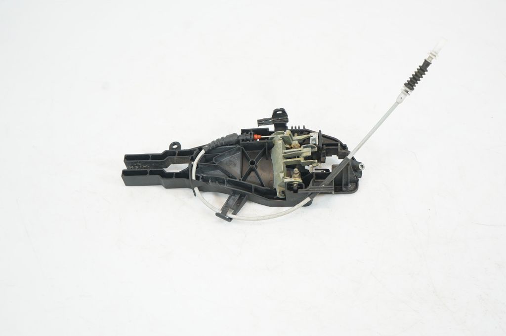 Front door exterior handle/bracket (5)