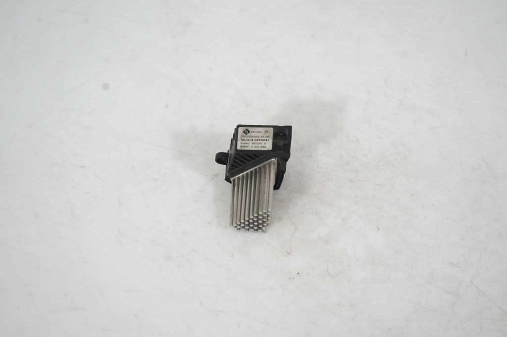 Heater blower motor/fan resistor (2)