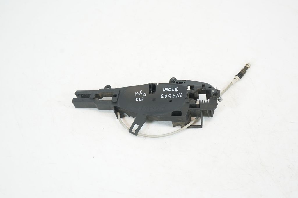 Front door coupe exterior handle/bracket (3)