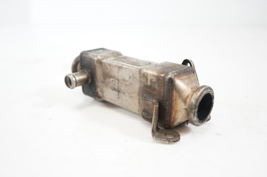 EGR valve cooler (8)