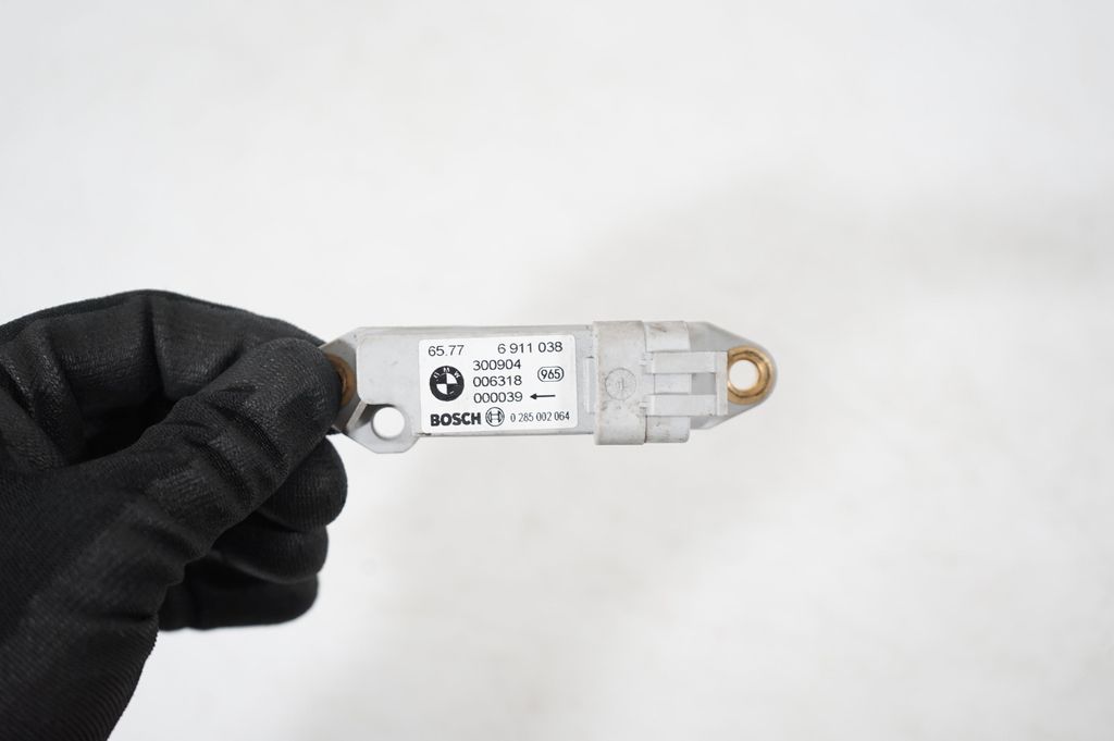 Airbag deployment crash/impact sensor (7)