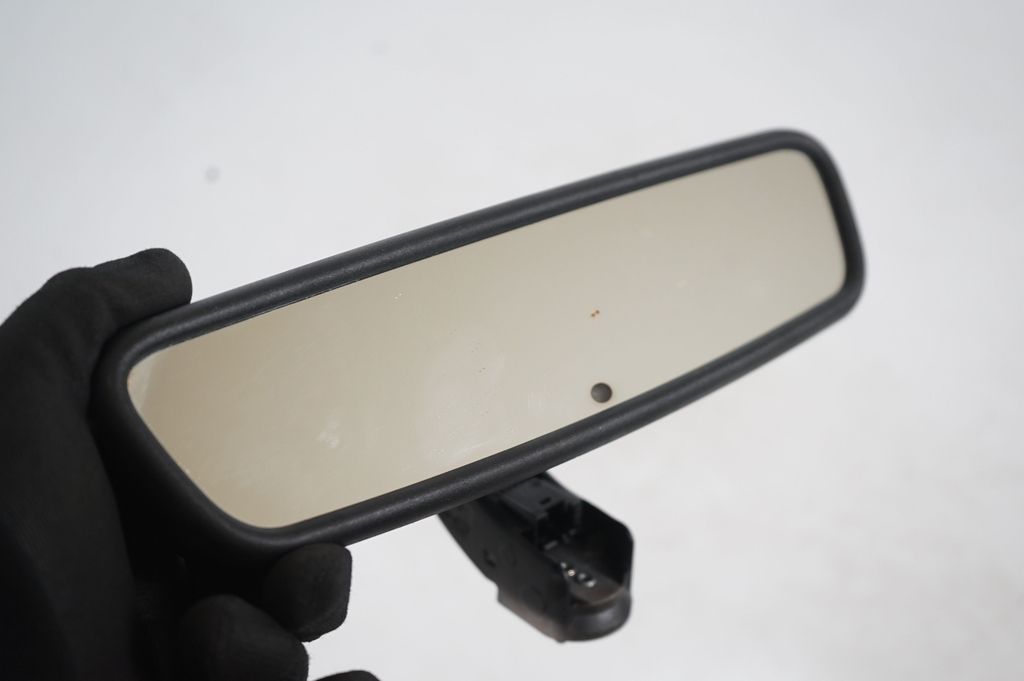 Rear view mirror (interior) (6)