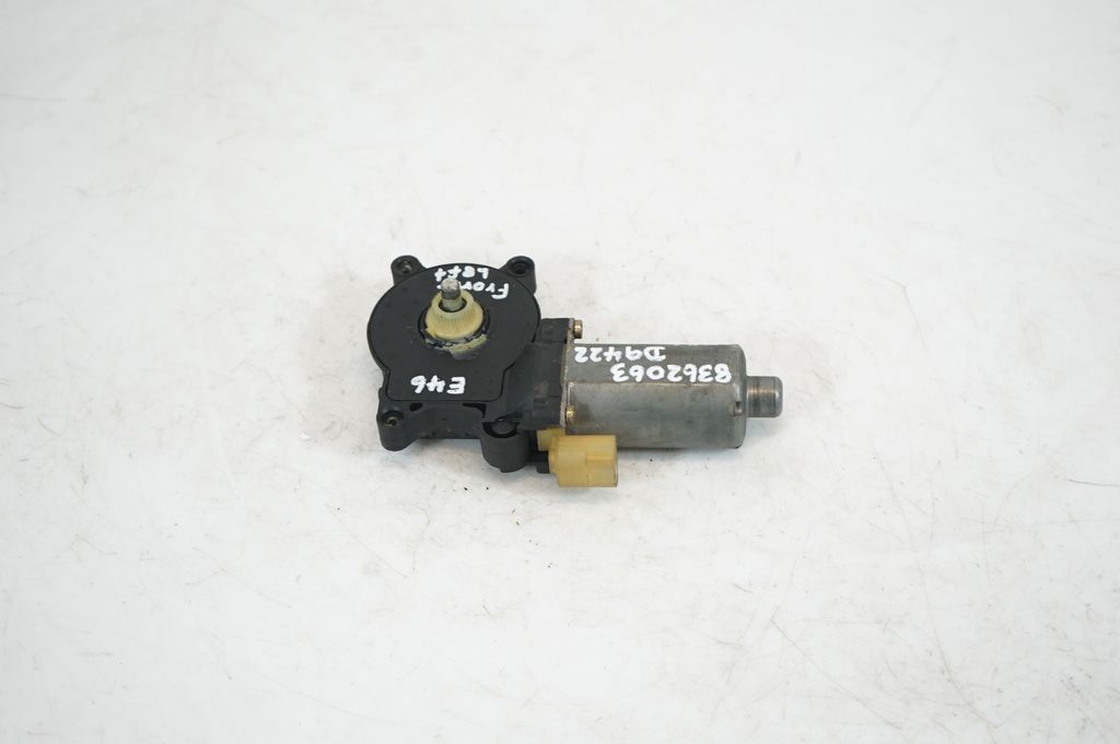 Front door window regulator motor (3)