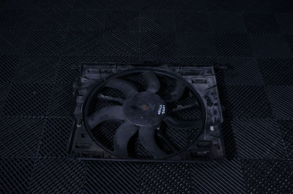 Electric radiator cooling fan (3)