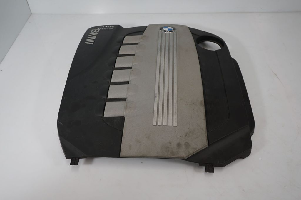 Engine cover (trim) (3)