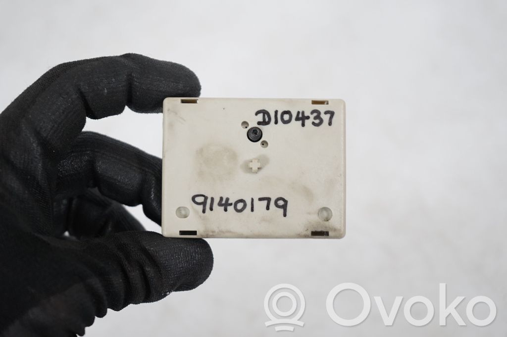 Aerial antenna amplifier (9)