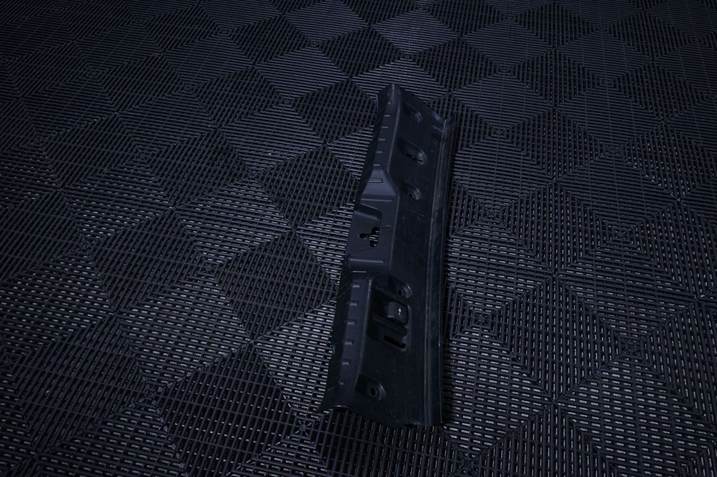 Trunk/boot sill cover protection (2)