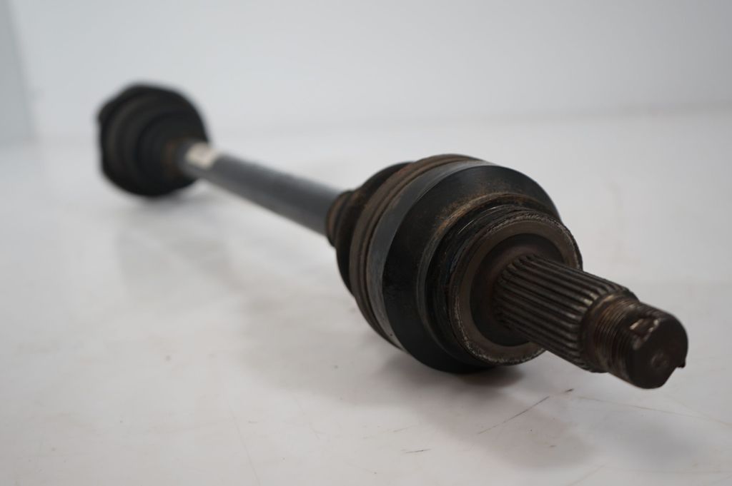Rear driveshaft (5)