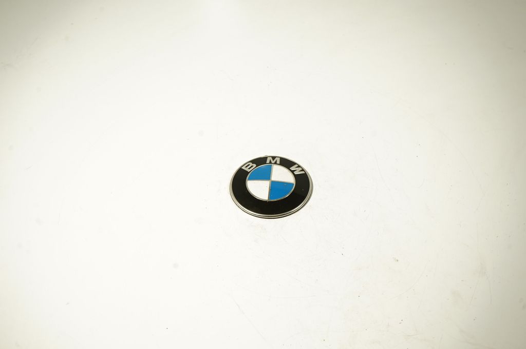 Manufacturers badge/model letters