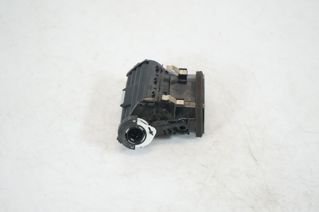 Dashboard side air vent grill/cover trim (2)