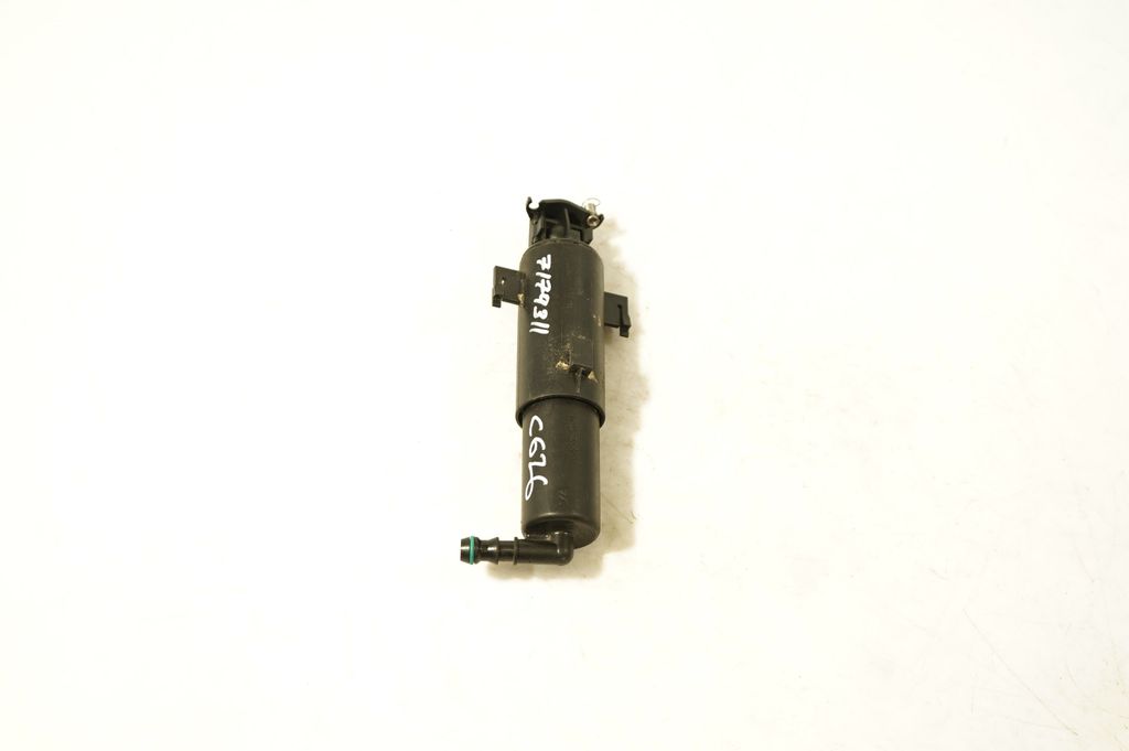 Headlight washer spray nozzle (3)