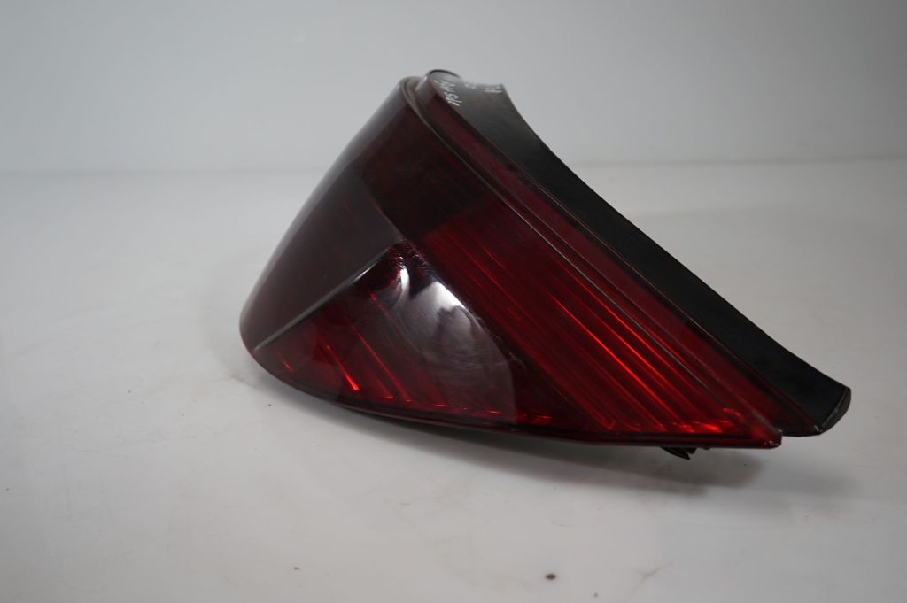 Rear/tail lights (8)