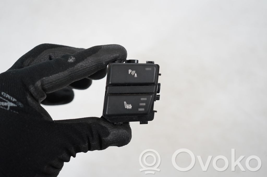 Seat heating switch (6)