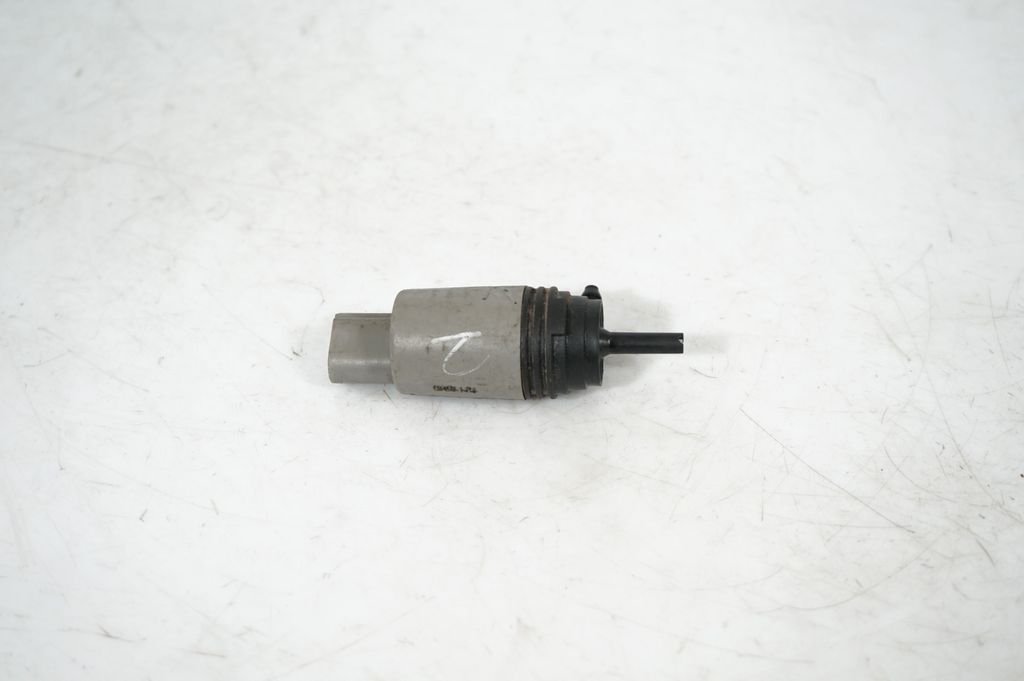 Windscreen/windshield washer pump (5)