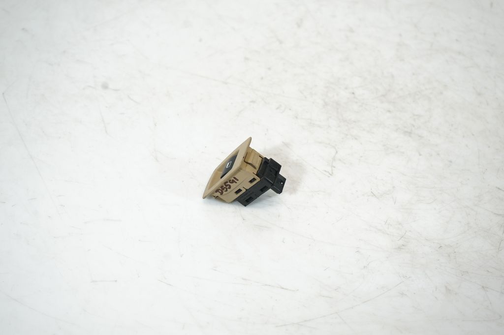 Electric window control switch (2)