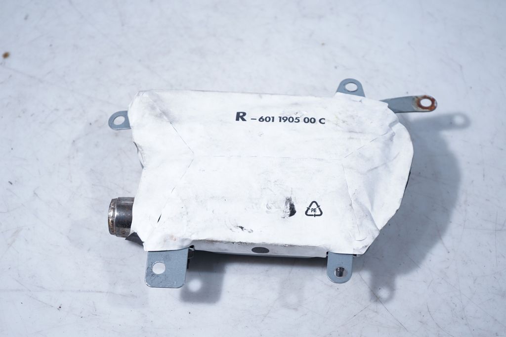Rear door airbag (6)