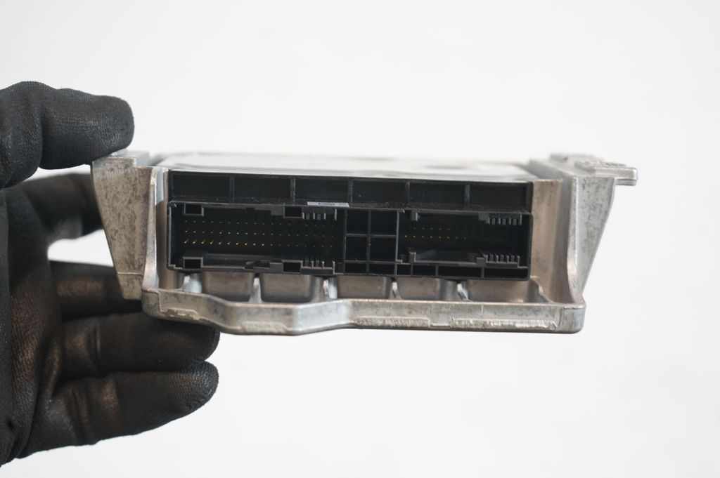 Airbag control unit/module (6)