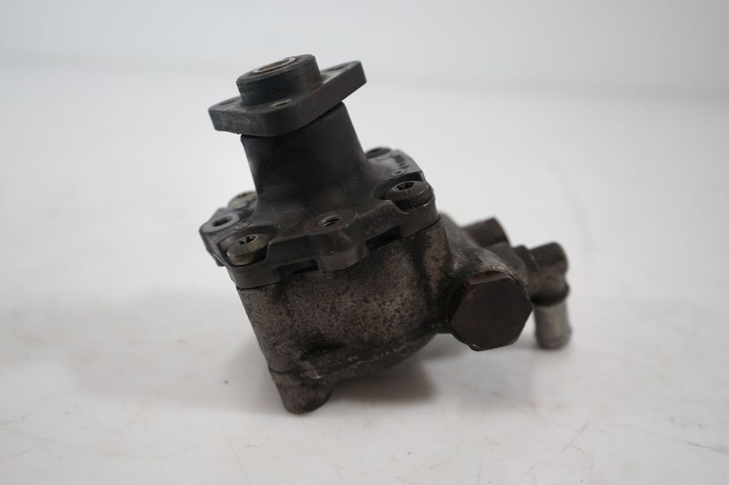 Power steering pump (9)