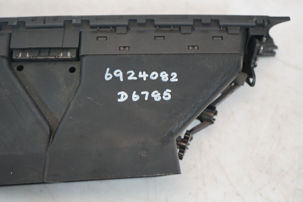 Dash center air vent grill (10)