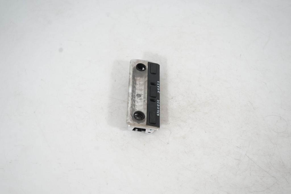 Front seat light (4)