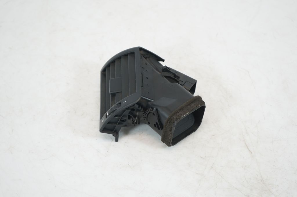 Dashboard side air vent grill/cover trim (2)