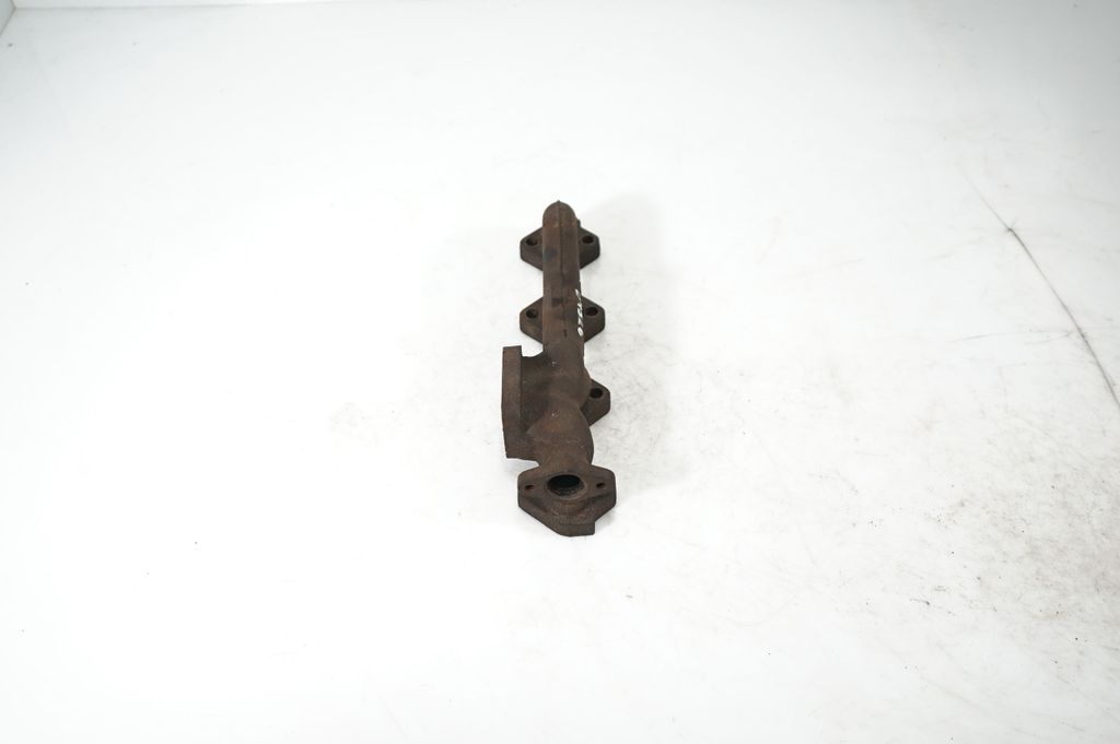 Exhaust manifold (4)