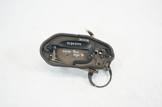 Rear door exterior handle