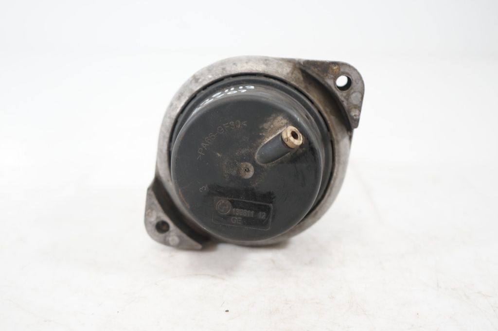 Engine mount bracket (6)