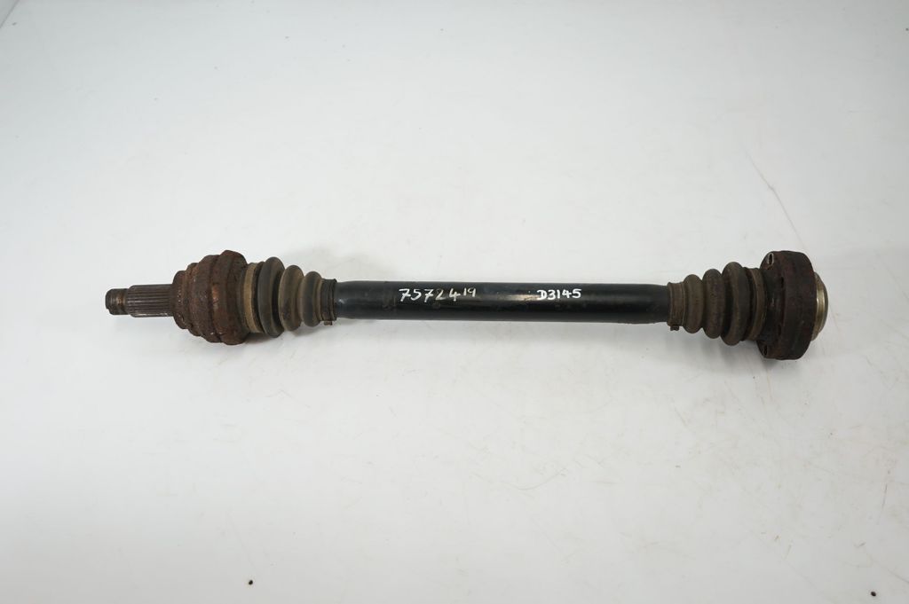 Rear driveshaft