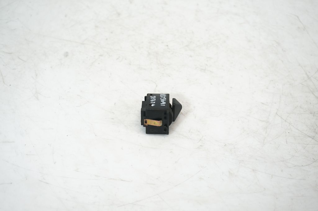 Wing mirror switch (4)