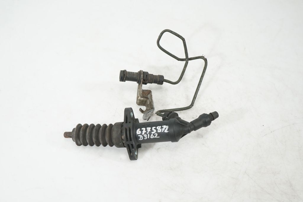 Clutch master cylinder