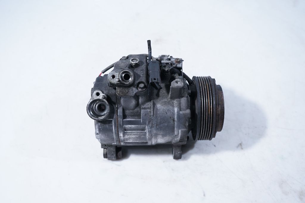 Air conditioning (A/C) compressor (pump) (8)